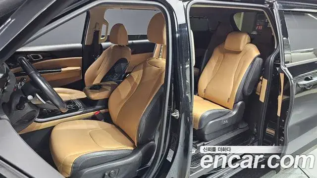 Kia Carnival 2022 — Фото 10/20