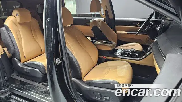 Kia Carnival 2022 — Фото 11/20