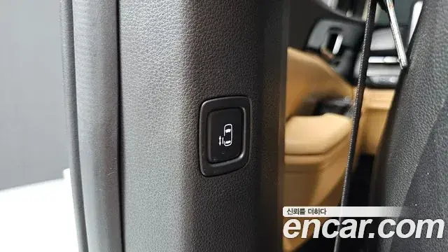 Kia Carnival 2022 — Фото 18/20