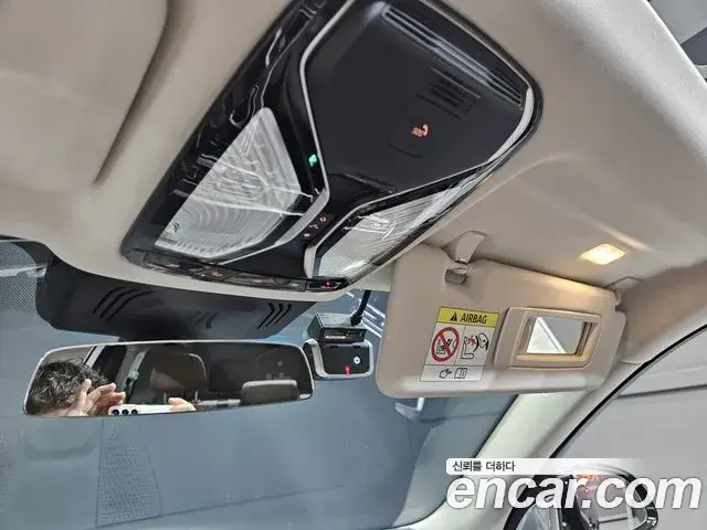 BMW X7 2021 — Фото 10/20