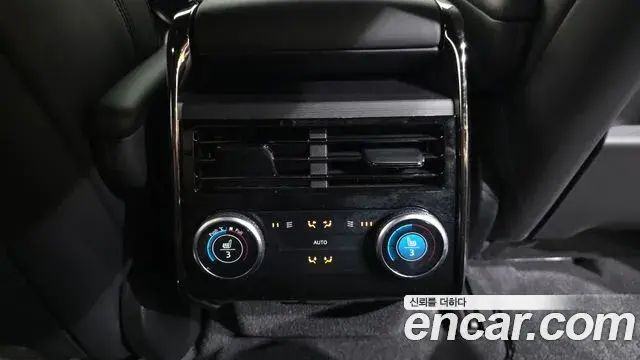 Land Rover Range Rover Sport 2025 — Фото 18/20
