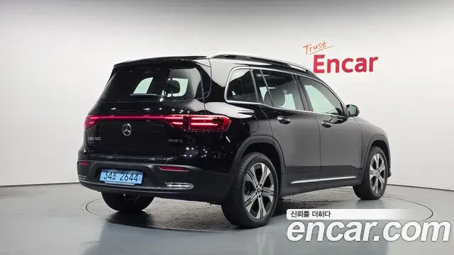 Mercedes-Benz EQB 2025 — ფოტო 13/30