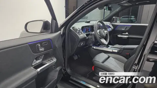 Mercedes-Benz EQB 2025 — ფოტო 28/30