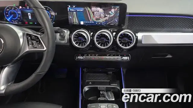 Mercedes-Benz EQB 2025 — ფოტო 14/30
