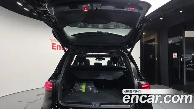 Mercedes-Benz EQB 2025 — ფოტო 2/30