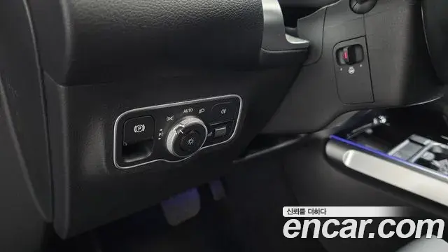 Mercedes-Benz EQB 2025 — ფოტო 5/30