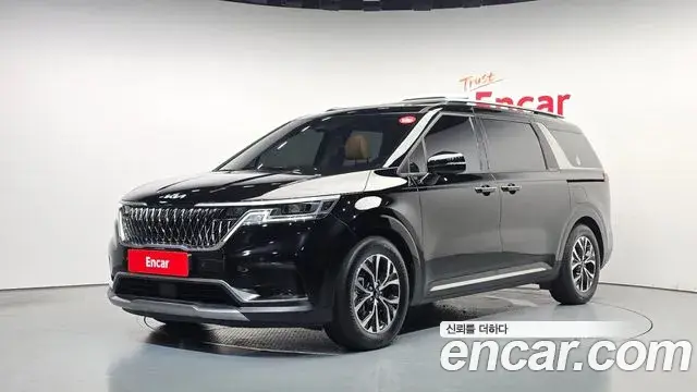 Kia Carnival 2022 — Фото 1/20