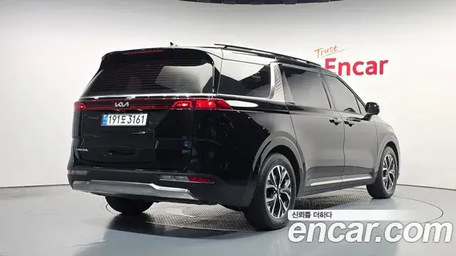 Kia Carnival 2022 — Фото 2/20