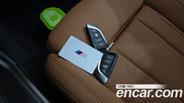 BMW 3 Series 2025 — Фото 15/20