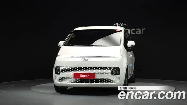Hyundai Staria 2022 — Şəkil 17/31