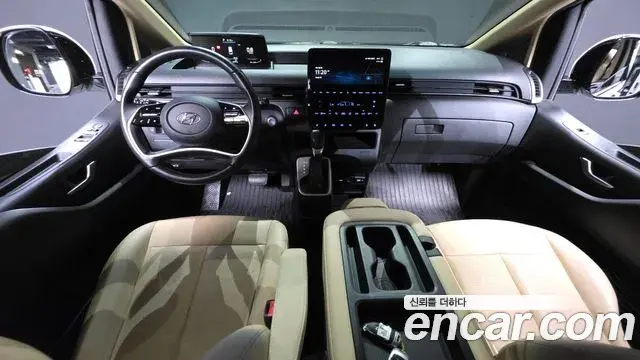 Hyundai Staria 2022 — Şəkil 2/31