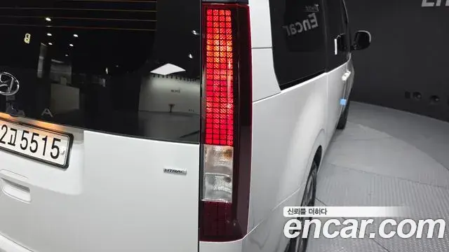 Hyundai Staria 2022 — Şəkil 1/31