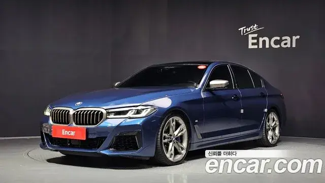 BMW 5 Series 2020 — Фото 1/20