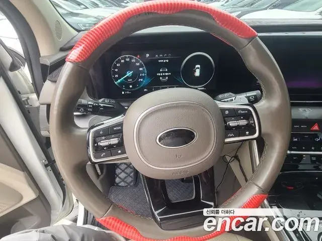 Kia Carnival 2021 — Фото 8/20