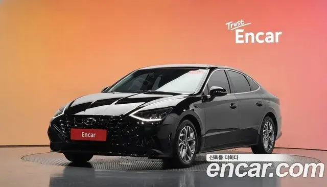 Hyundai Sonata 2023 — Фото 1/20