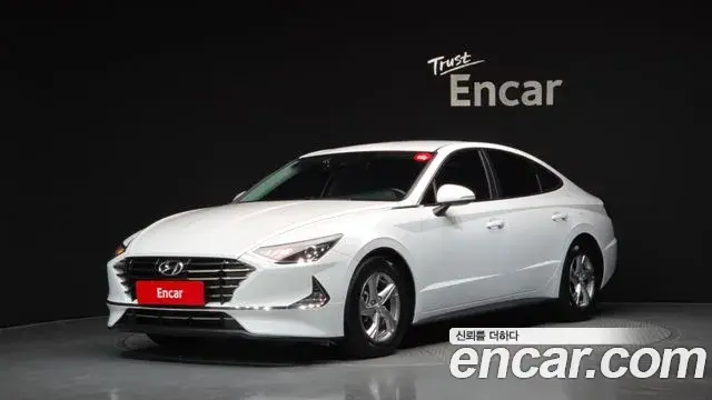 Hyundai Sonata 2022 — Фото 1/20