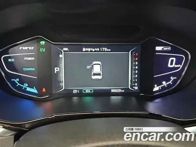 Kia Niro 2021 — Şəkil 10/19