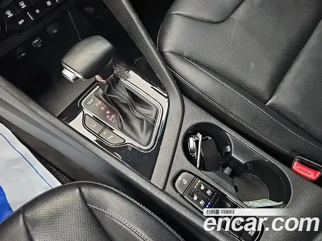 Kia Niro 2021 — Şəkil 2/19