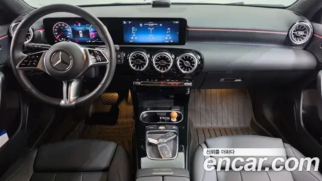 Mercedes-Benz A-Class 2024 — Фото 7/20