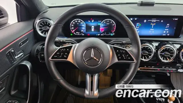 Mercedes-Benz A-Class 2024 — Фото 12/20
