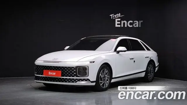Hyundai Grandeur 2023 — Фото 1/20