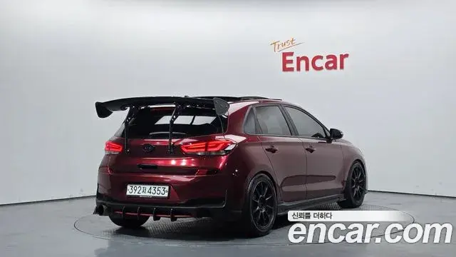 Hyundai i30 2019 — Фото 2/20