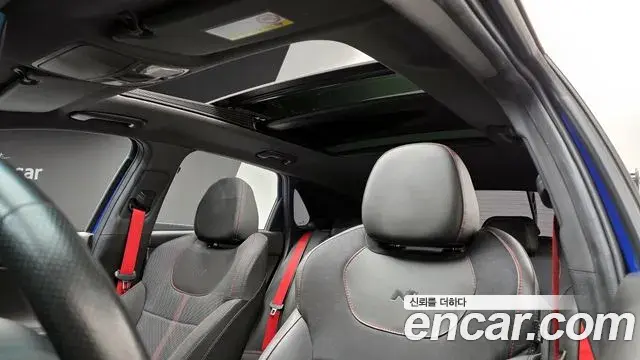 Hyundai i30 2019 — Фото 15/20