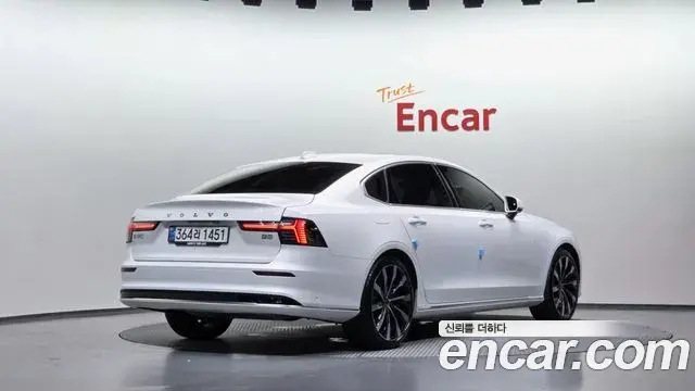 Volvo S90 2025 — Фото 2/20