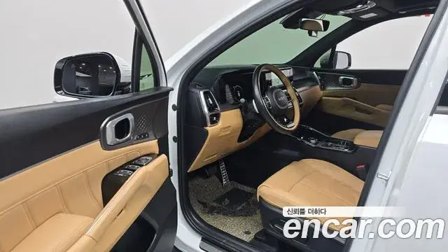 Kia Sorento 2022 — Фото 10/20