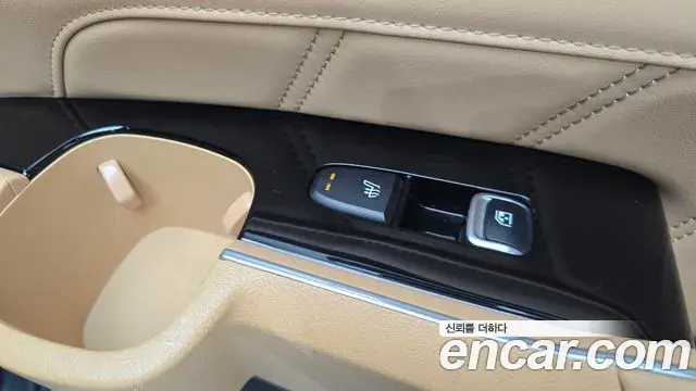 Kia Sorento 2022 — Фото 18/20
