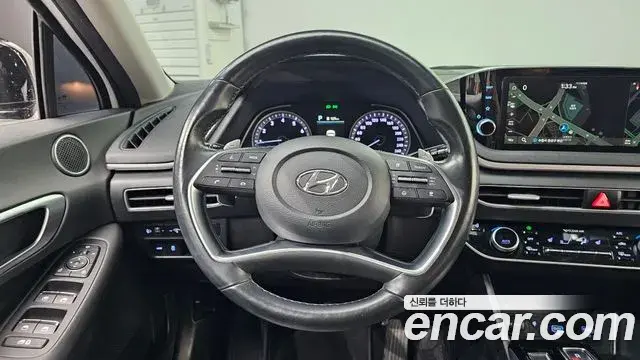 Hyundai Sonata 2021 — Фото 13/20