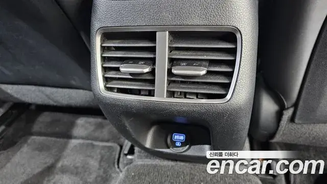Hyundai Sonata 2021 — Фото 19/20