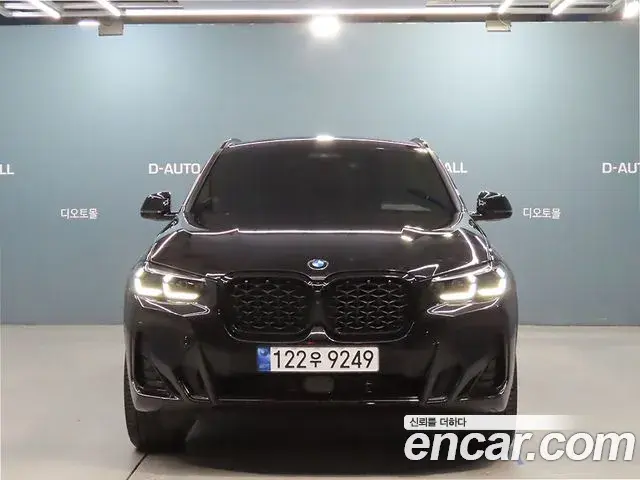 BMW X4 2023 — Фото 2/20