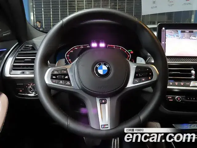 BMW X4 2023 — Фото 13/20