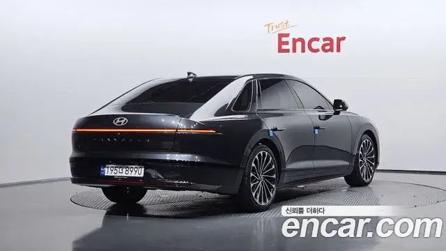 Hyundai Grandeur 2023 — Фото 2/20