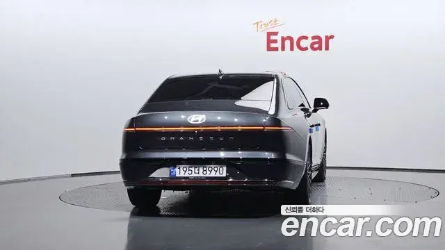 Hyundai Grandeur 2023 — Фото 4/20