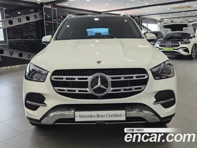 Mercedes-Benz GLE-Class 2026 — Фото 2/18
