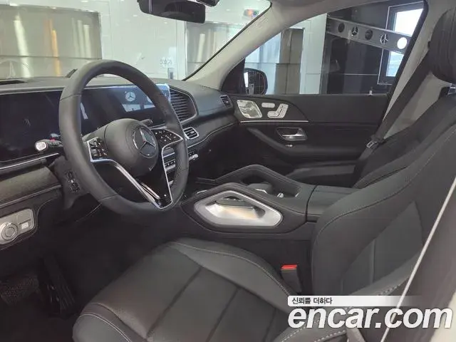 Mercedes-Benz GLE-Class 2026 — Фото 8/18