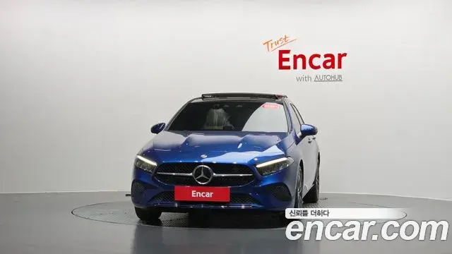 Mercedes-Benz A-Class 2024 — ფოტო 29/32
