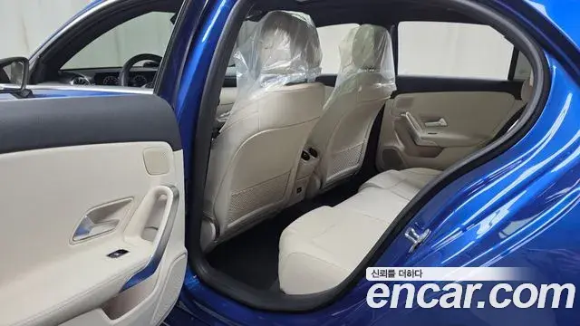 Mercedes-Benz A-Class 2024 — ფოტო 22/32