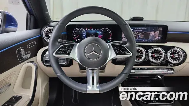 Mercedes-Benz A-Class 2024 — ფოტო 2/32