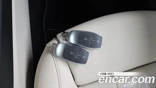 Mercedes-Benz A-Class 2024 — ფოტო 9/32