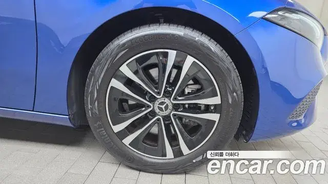 Mercedes-Benz A-Class 2024 — ფოტო 30/32