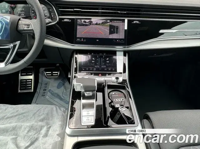 Audi Q7 2026 — Şəkil 8/20