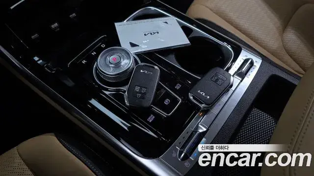 Kia Carnival 2023 — Фото 9/20