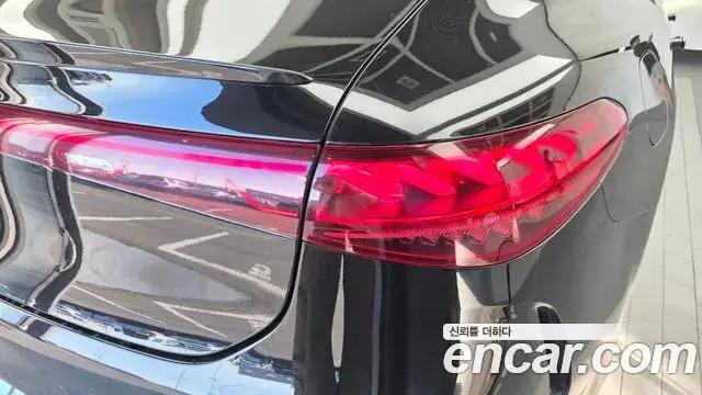 Mercedes-Benz EQS 2022 — Photo 22/33