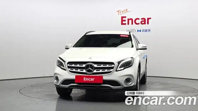 Mercedes-Benz GLA-Class 2019 — Фото 3/20