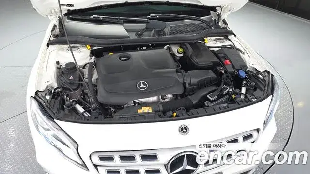 Mercedes-Benz GLA-Class 2019 — Фото 6/20