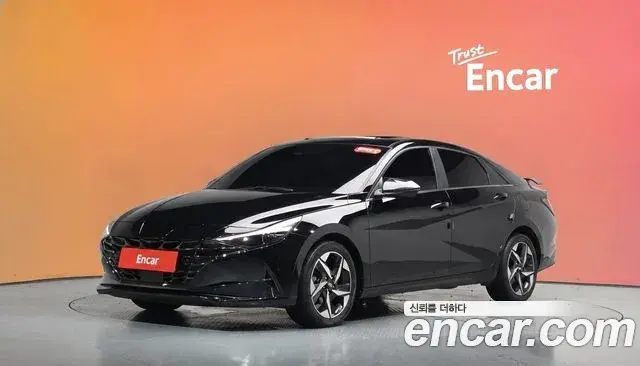 Hyundai Avante 2022 — Фото 1/20