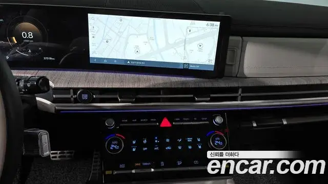 Hyundai Santa Fe 2025 — Фото 12/20
